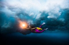 �ж���Ů�ӿ�������һ���¸ҡ�����